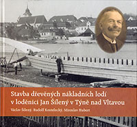 Stavba dřevěných nákladních lodí v loděnici Jan Šílený v Týně nad Vltavou